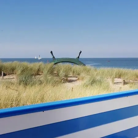 度假居 Seaside 米德尔克尔克